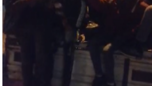 Dikili'de Durdurulan araçtan 25 göçmen çıktı