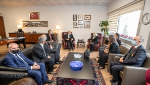 Şehit ve gazi derneklerinden Başkan Soyer'e ziyaret