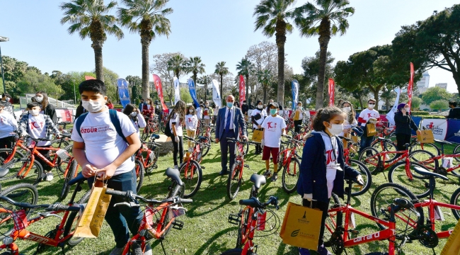 23 Nisan'da 101 çocuğa 101 bisiklet