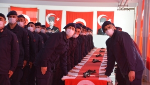 Aliağa'da 79 asker yemin etti