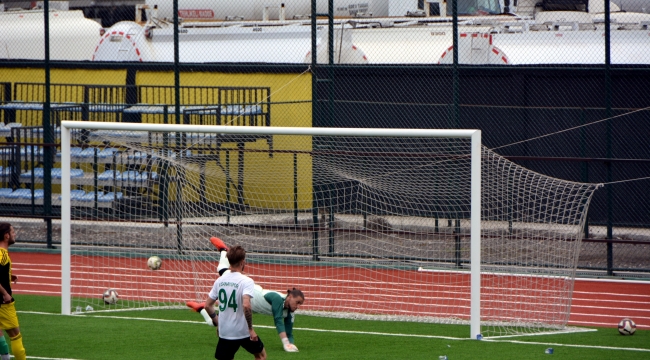 Aliağaspor FK, Hazırlık Maçında Farklı Kazandı