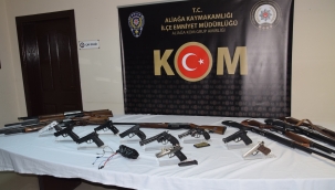 İzmir merkezli suç örgütü operasyonu: 32 gözaltı