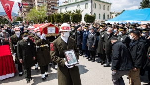 İzmir şehidini uğurladı