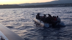 İzmir'de 71 düzensiz göçmen kurtarıldı