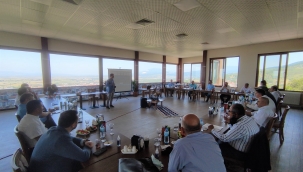 KINIK TARIMA DAYALI İHTİSAS OSB TOPLANTISI YAPILDI