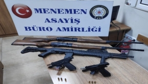 Menemen'de kaçtıktan sonra kaza yapan şüpheli araçtan silahlar ve tüfekler çıktı