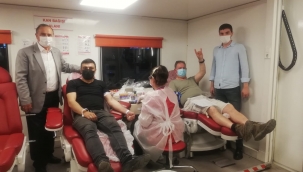MHP Aliağa İlçe Teşkilatından Kan Bağışı