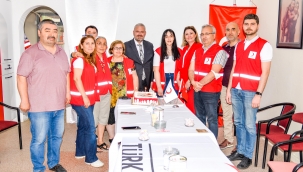 HEM KUTLAMA HEM KAMPANYA