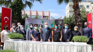 İzmir'in Kentli Kadınlarına 250 bin Sebze Fidesi