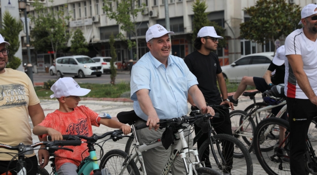 Kınık'ta Dünya Bisiklet Günü Coşkusu