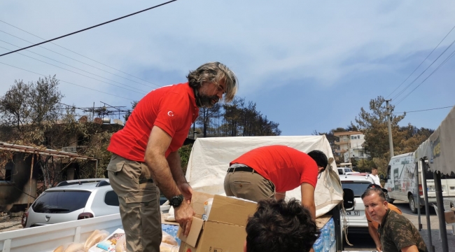 Antalya'daki yangında zarar görenlere Kızılay'dan destek