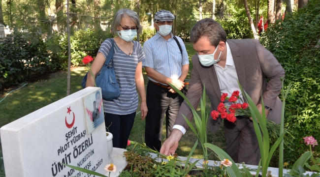 Bergama'da 15 Temmuz Demokrasi ve Milli Birlik Günü dua, mevlid ve törenlerle anıldı