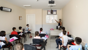 Bucalı miniklere "yaz İngilizcesi"