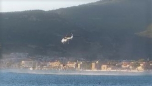 Foça'da orman ve makilik yangını söndürüldü