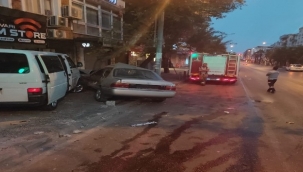 İzmir'de Trafik kazası :1 Ölü ,1 yaralı