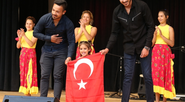 Türkiye'nin ilk 'Roman Gençlik Çalıştayı' Karşıyaka'da!