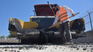 Aliağa Belediyesi Asfaltlama Çalışmalarını Sürdürüyor