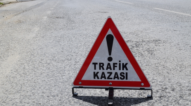 İzmir'de Trafik Kazası : 1 ölü, 12 yaralı