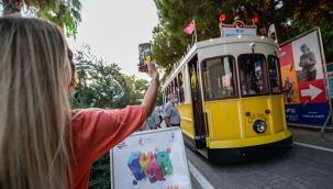 90. İEF'de "Nostaljik Tramvay" keyfi