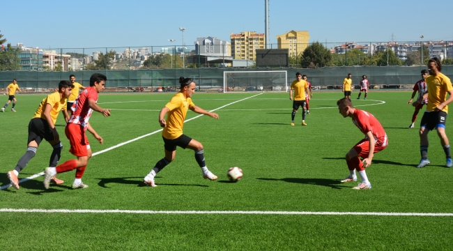 Aliağaspor FK, Hazırlık Maçında Farklı Kazandı