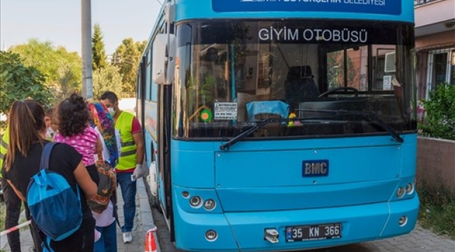 İzmir Büyükşehir Belediyesi'nden 20 bin öğrenciye destek