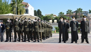 MENEMEN'İN KURTULUŞ GÜNÜ SADE BİR TÖRENLE KUTLANDI