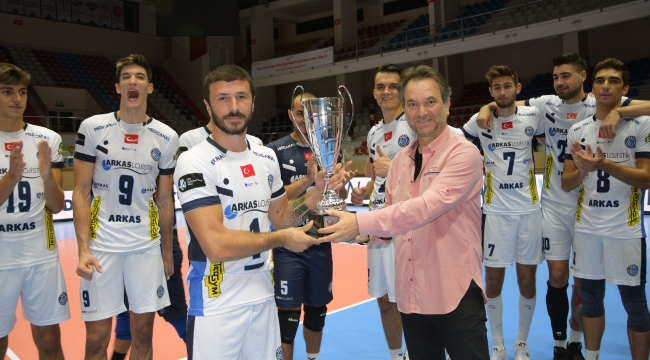 SİMYA METAL 7. TSYD İZMİR TURNUVASI'NI ARKAS SPOR KAZANDI