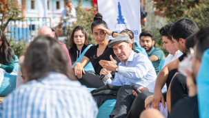 Başkan Soyer gençlerle iklim krizini konuştu