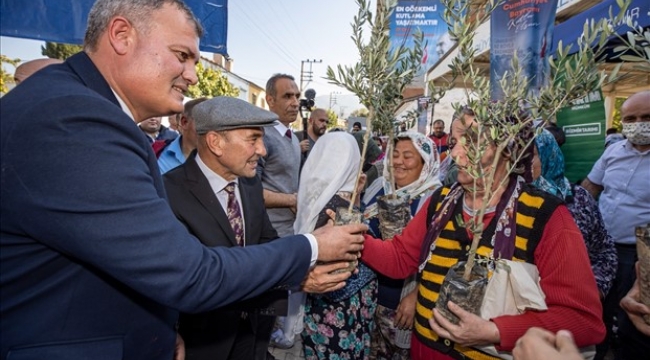 "Cumhuriyetimizi hamasetle değil; alın terimiz ve zekamızla yaşatıyoruz"