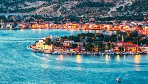 FOÇA BELEDİYESİ 29 EKİM'İ BEŞ GÜN KUTLAYACAK