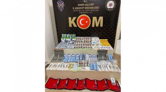 İzmir'de binlerce adet kaçak tıbbi malzeme ele geçirildi