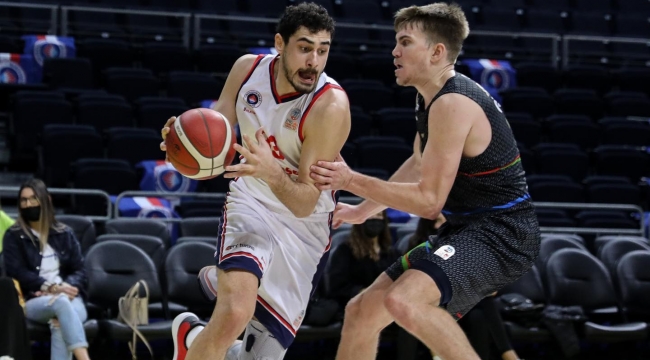 Bahçeşehir Koleji - Aliağa Petkim Spor: 94-69