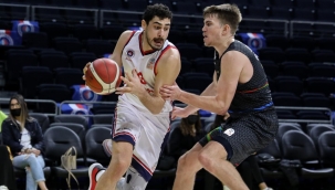 Bahçeşehir Koleji - Aliağa Petkim Spor: 94-69