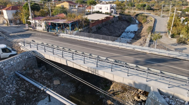 Dikili'nin yeni köprüsü hizmete girdi