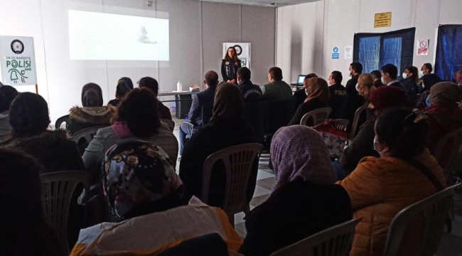 Aliağa'da En İyi Narkotik Polisi Anne projesi eğitimi devam ediyor