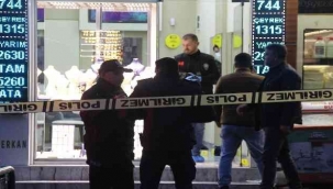 İzmir'de kuyumcuyu silahla vurup altınları çalan şüpheli yakalandı