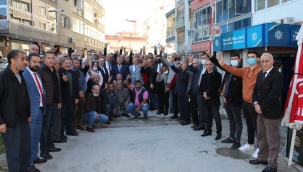 İzmir'de MHP'ye rekor katılım