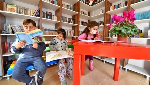 Muhtarlık ofisleri mini kütüphaneye dönüştürüldü