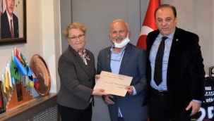 Türk Anneler Derneği Aliağa  Şube Yönetiminden Kaymakam Ömer  Karaman 'a Ziyaret