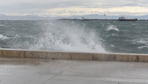 Aliağa'da Fırtına Etkisini Sürdürecek
