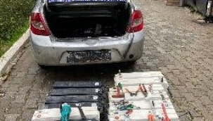 Baz istasyonundaki aküleri çalan şüpheliler tutuklandı