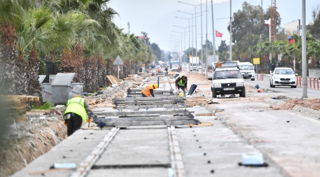 Çiğli Tramvayı'nda çalışmalar hızla devam ediyor