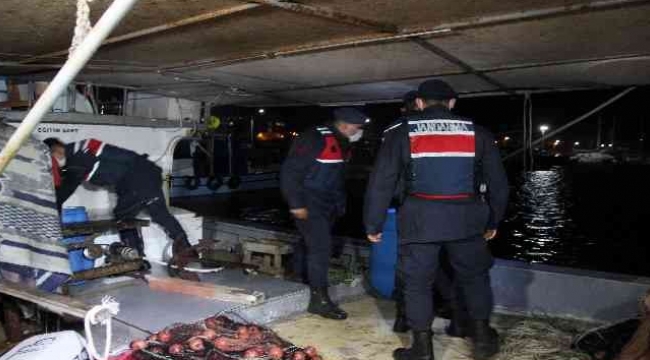 İzmir'de uyuşturucu operasyonu: 11 ilçede eş zamanlı şafak baskını