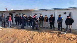 Jandarmadan düzensiz göçmenlere sıkı denetim