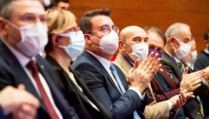 Soyer: "Geleceğin şehirleri nefes alan coğrafyalar olacak"