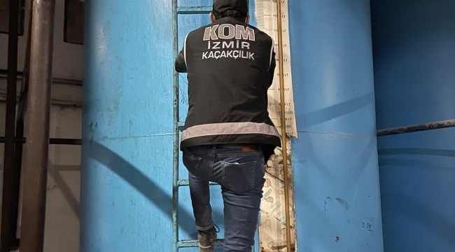 İzmir'de kaçak akaryakıt imalathanesine operasyon
