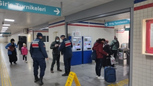 Jandarma'dan yolcu trenlerinde huzur ve güven denetimini