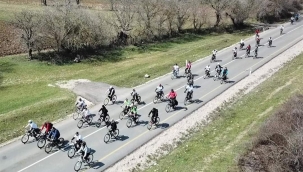 KINIK'TA ORMANCILIK HAFTASI ETKİNLİKLERİ KAPSAMINDA BİSİKLETSEVERLER BİRARAYA GELDİ