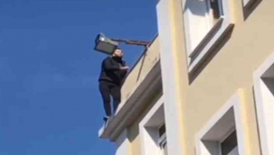 Mağdur mahalle sakini Bornova Belediyesi binasında intihara kalkıştı