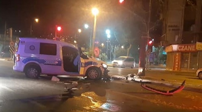 polis aracı kaza yaptı: 2 polis yaralı